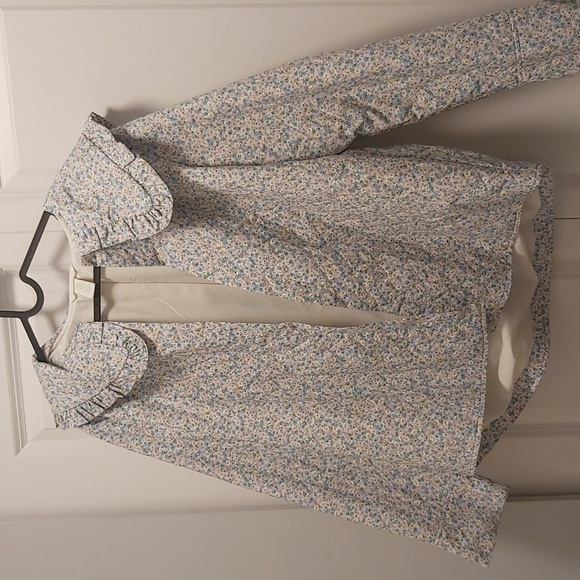 Flower Print Ruffle-Collar Shirt Jacket - Picture 3 of 7